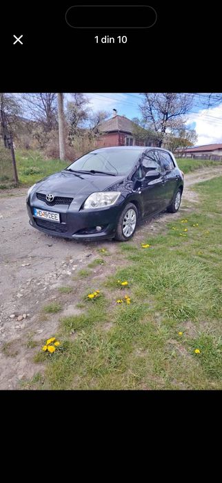 Vând Toyota auris 2.0 d4d