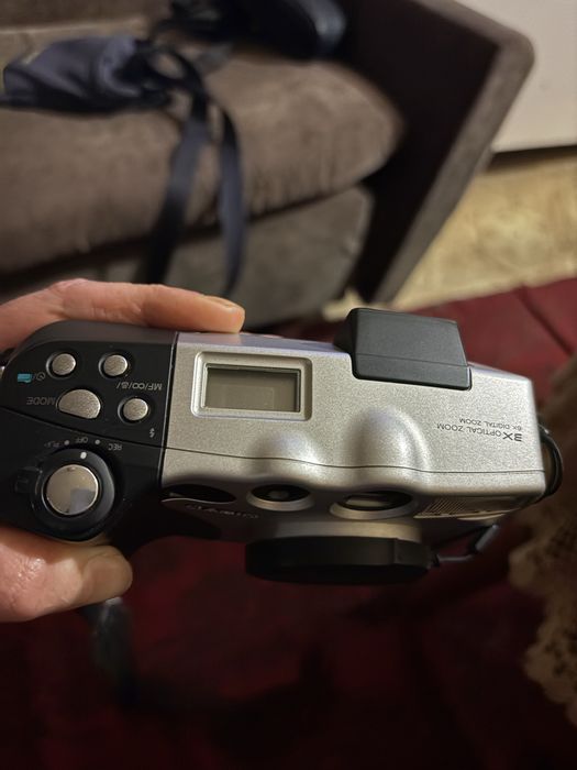 Фотоапарат casio 3.3 mega pixels