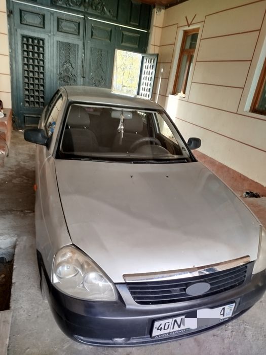 Lada Priora Srochna sotiladi mashinalarga ham barter bor