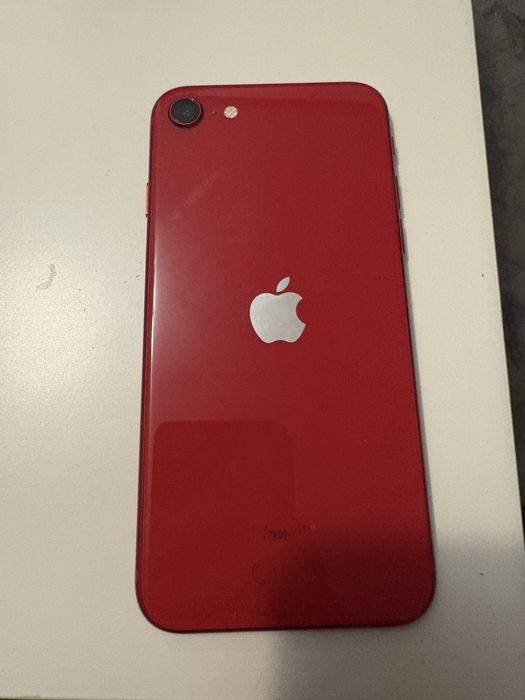 Iphone SE  в добро състояни