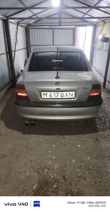 Опель ветра Б 98 год