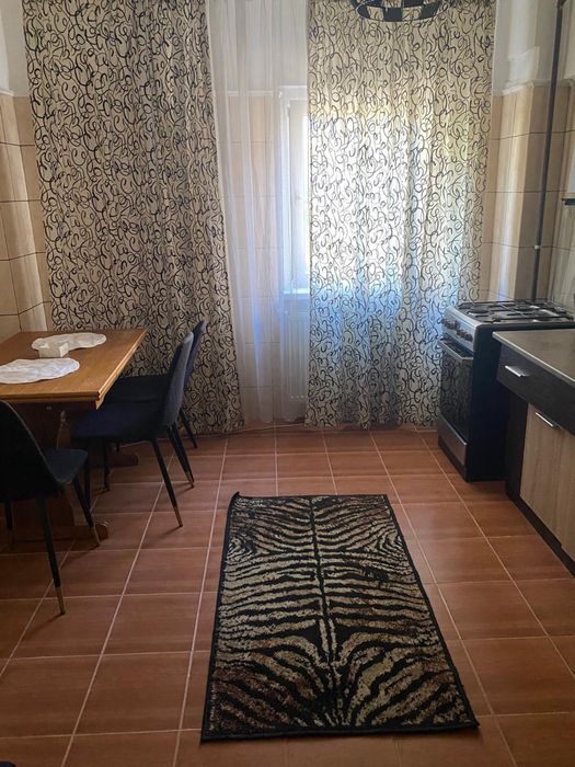Apartament de Inchiriat 2 camere Gavana 3