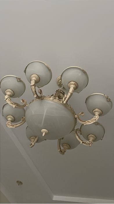 Люстра для дома.