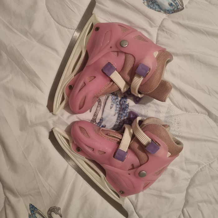 Продам коньки для девочки