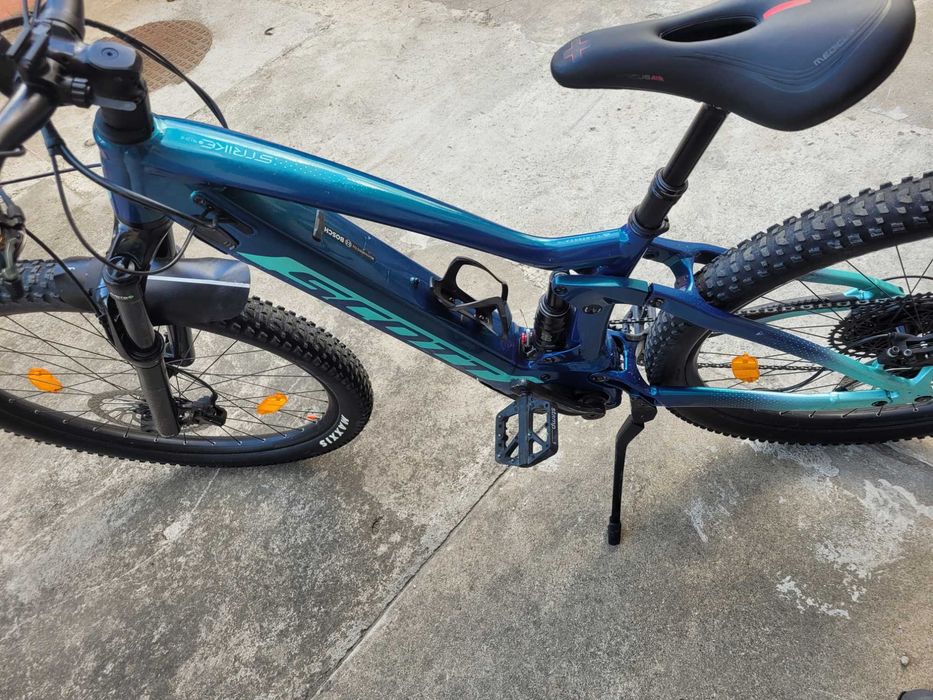 Bicicleta electrica  full suspensione scott 29 M