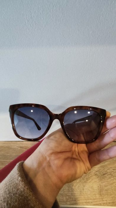 Слънчеви очила Guess