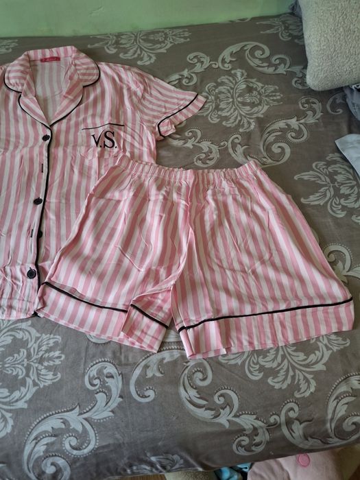 Pijama,VS,calitate premium bumbac,in