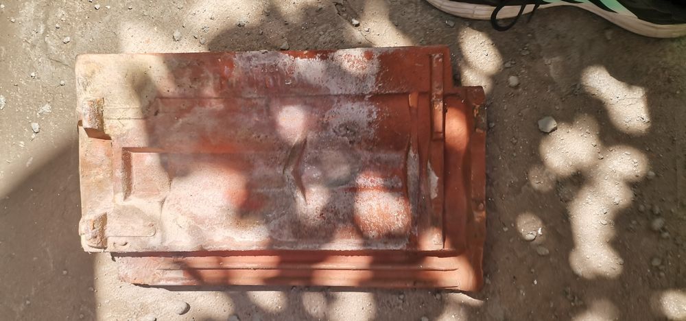 Продавам керемиди втора употреба