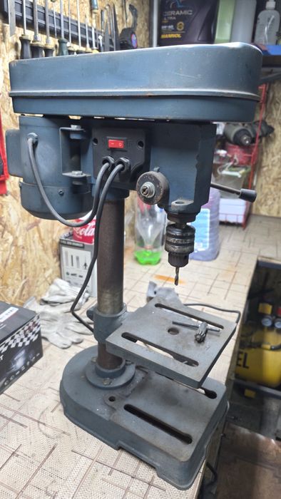 Сверлильный станок