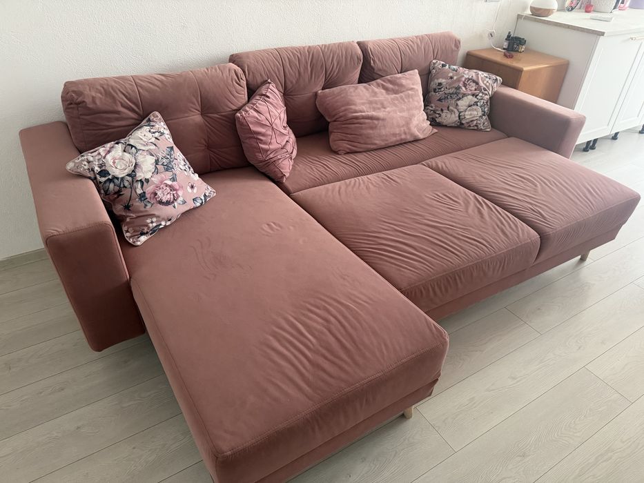 Canapea colțar modern – culoare roz pudrat / somon