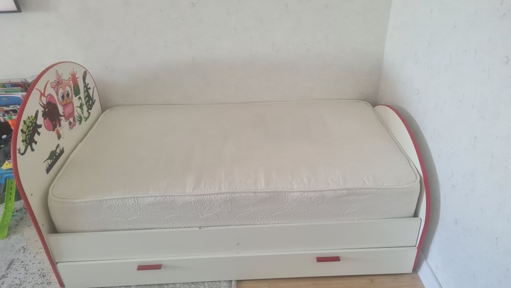Продам детскую кровать