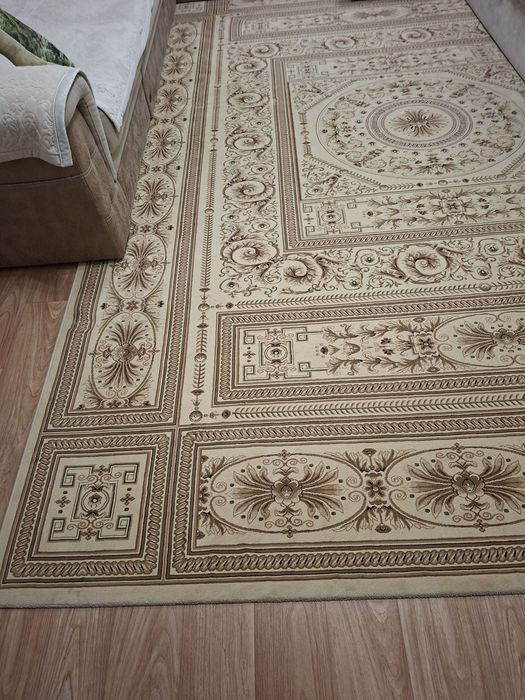 Продам ковер полторамилионник