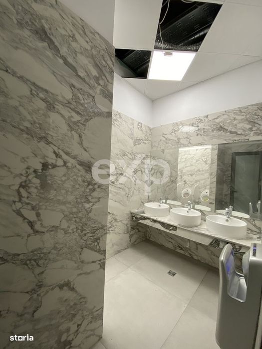 Inchiriere spatiu comercial 575 mp(divizibil) – ultra central IASI