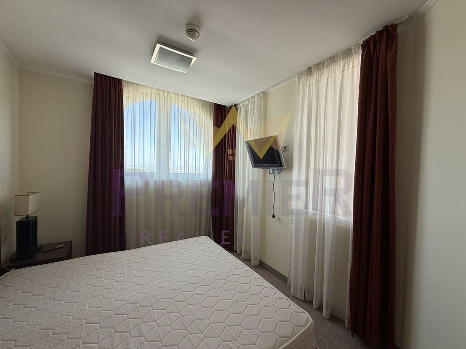 Продава се Тристаен апартамент в Поморие - 127 кв.м за 646 €/кв.м - Снимка #8