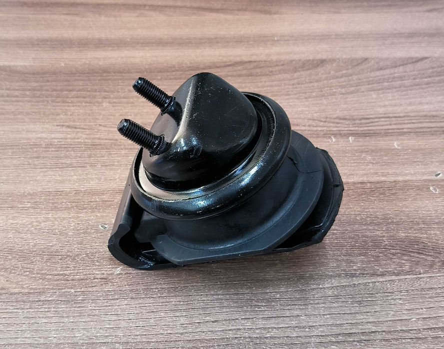 Подушки опоры двигателя VQ35