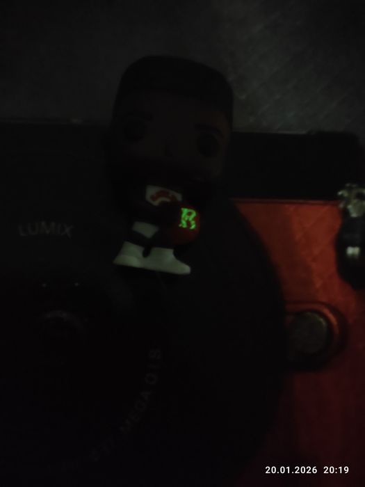 продам Лукаса недорого