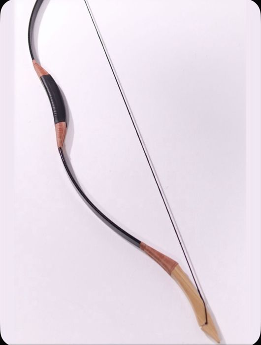 Детский лук и стрелы