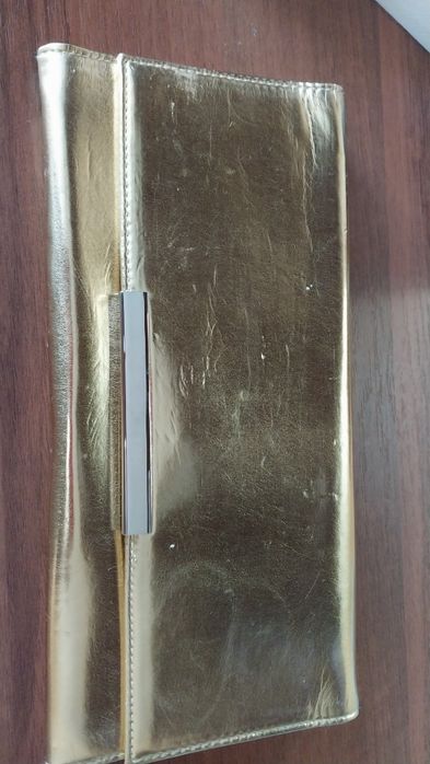 Продаётся золотой клач.