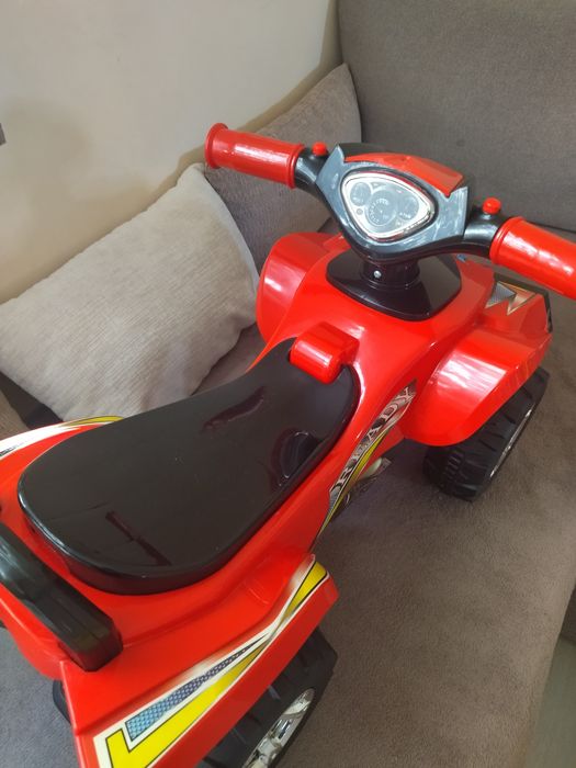 Количка за бутане с крачета