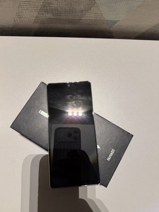 самсунг note 20 срочно продам