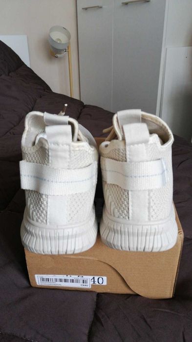 Маратонки дамски