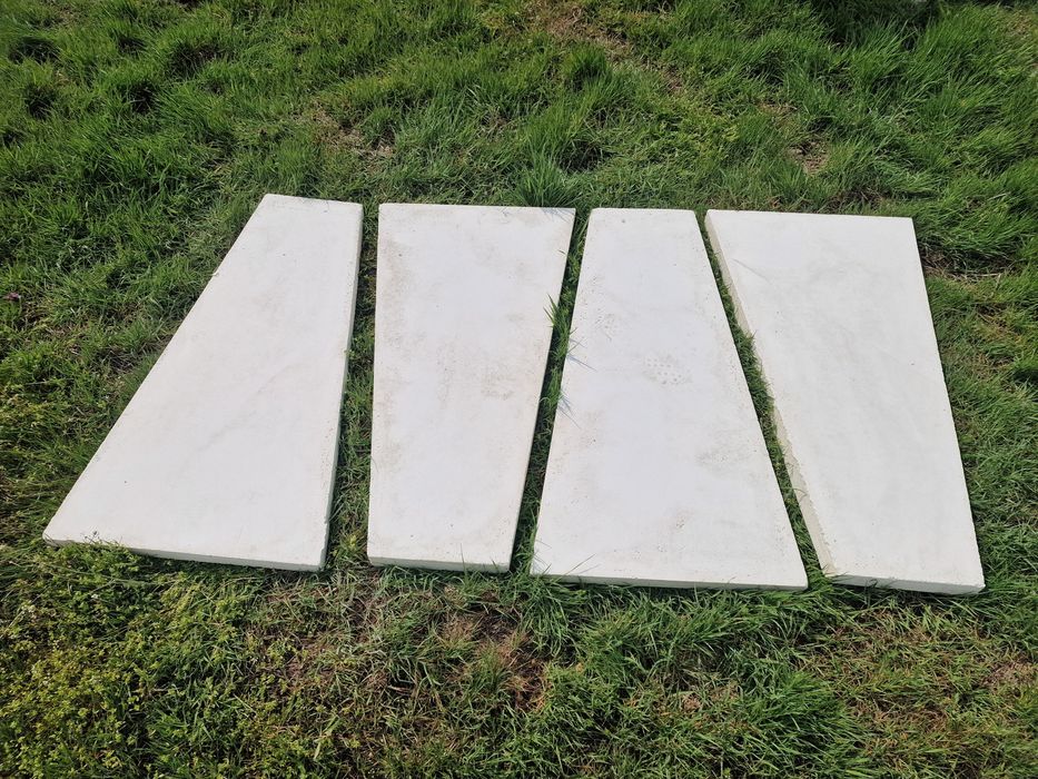 Vindem piatra naturala pentru amenajari de curti si gradini, ideala pentru placari si pavaje. Potrivita pentru alei, terase, garduri  fatade socluri