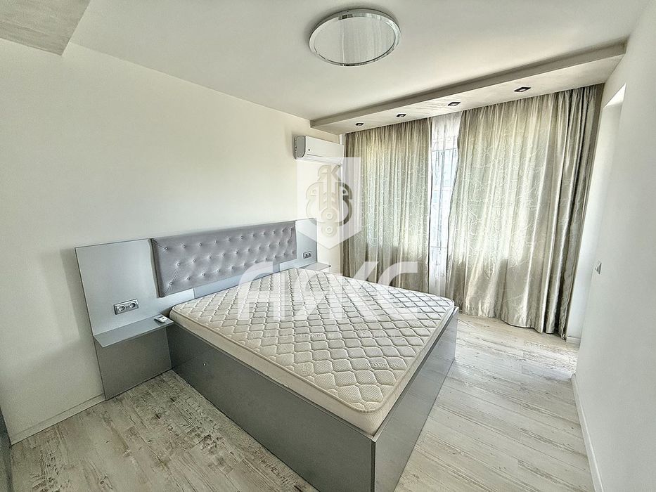 Дава се под наем Тристаен апартамент в София, Надежда 1 - 101 кв.м за 750 € - Снимка #7