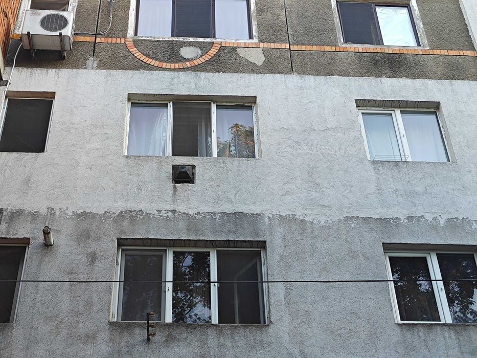 Apartament de vânzare 2 camere Viziru 1