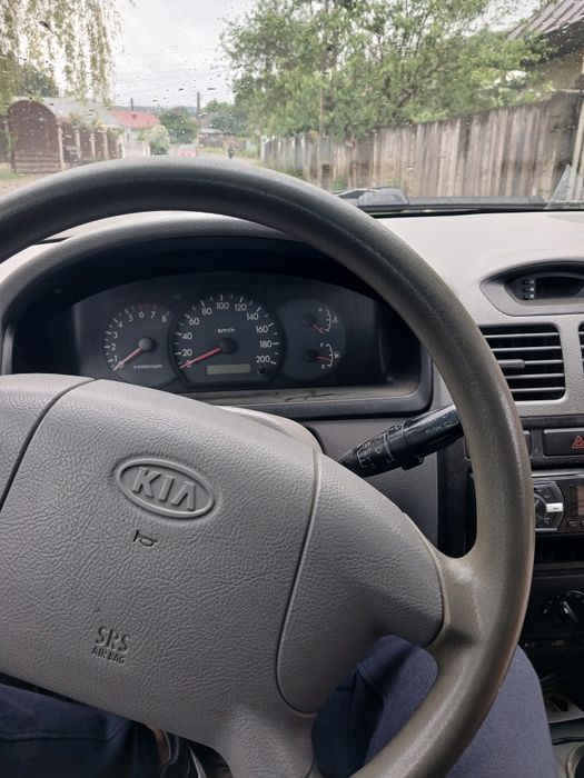 KIA Rio 2003 — imagine 4