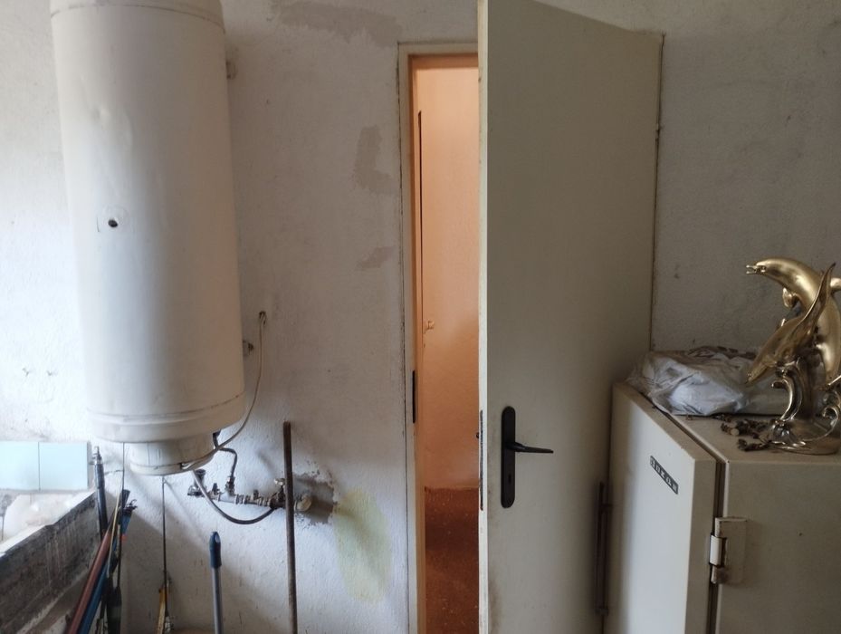 Продава се Къща в Казанлък - 70 кв.м за 357 €/кв.м - Снимка #3