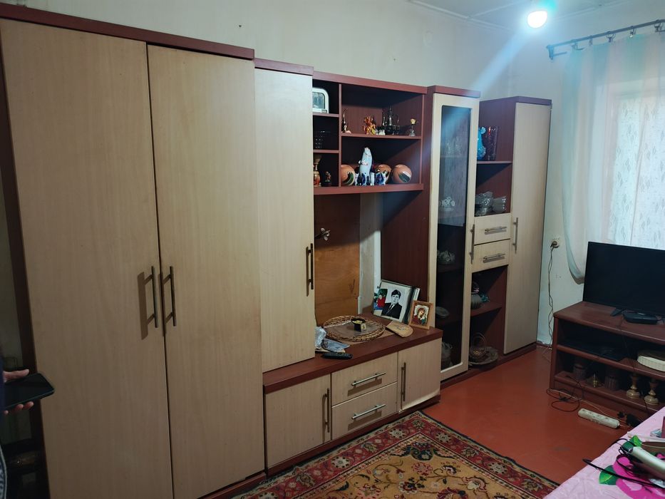 Продам  не дорого Мебель