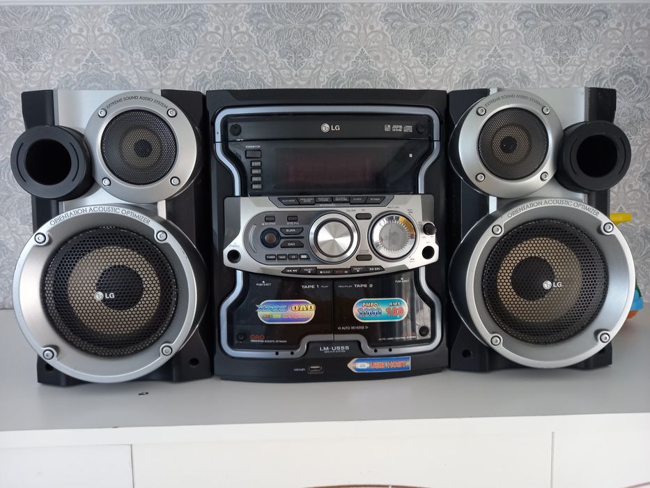 Музыкальный центр