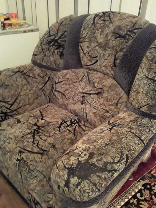 Кресло. В хорошем состоянии.   Б/у.