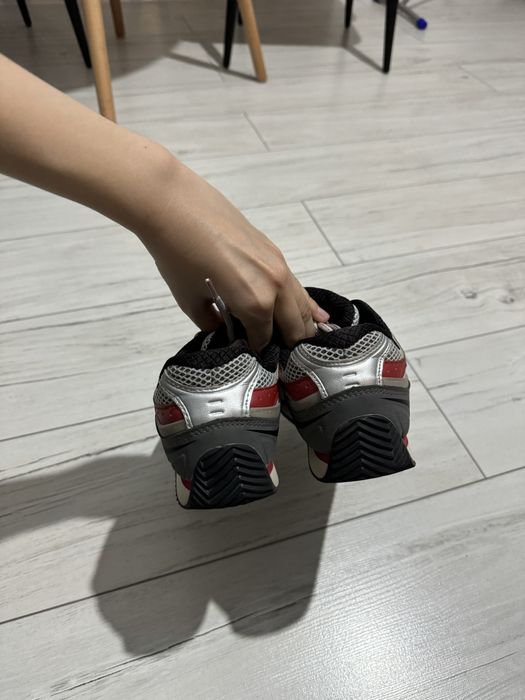 Кроссовки Zara, оригинал