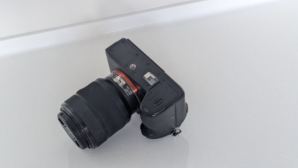 Продам Sony A 7III KIT с китовым объективом