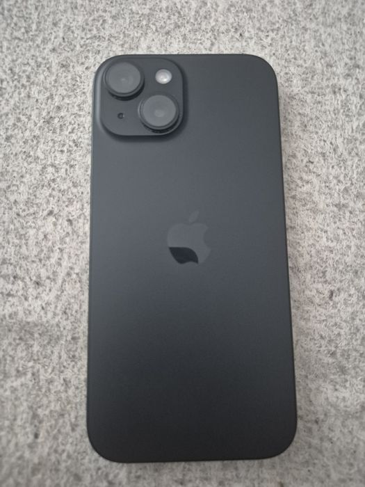 Iphone 15 черен 128 gb