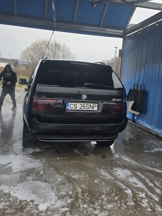 Vând BMW X5 2003