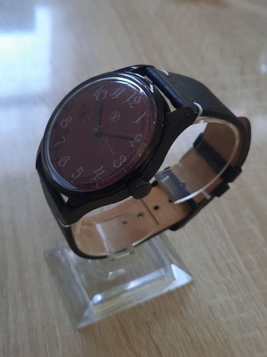 Эксклюзивные часы Молния