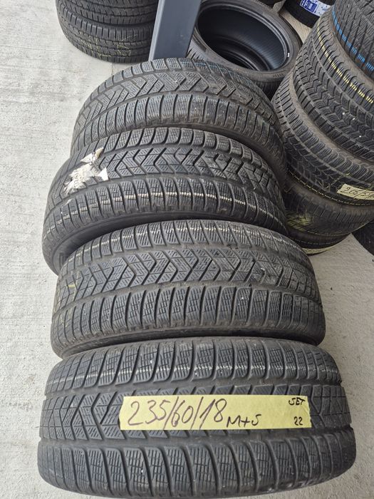 Vând cauciucuri 235/60/18 M+S set complet//Pirelli// dot 2022