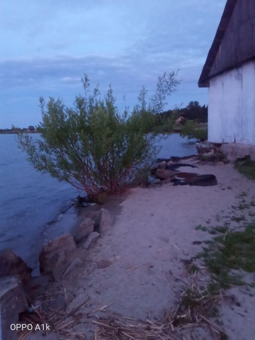 Продам дом на берегу озера