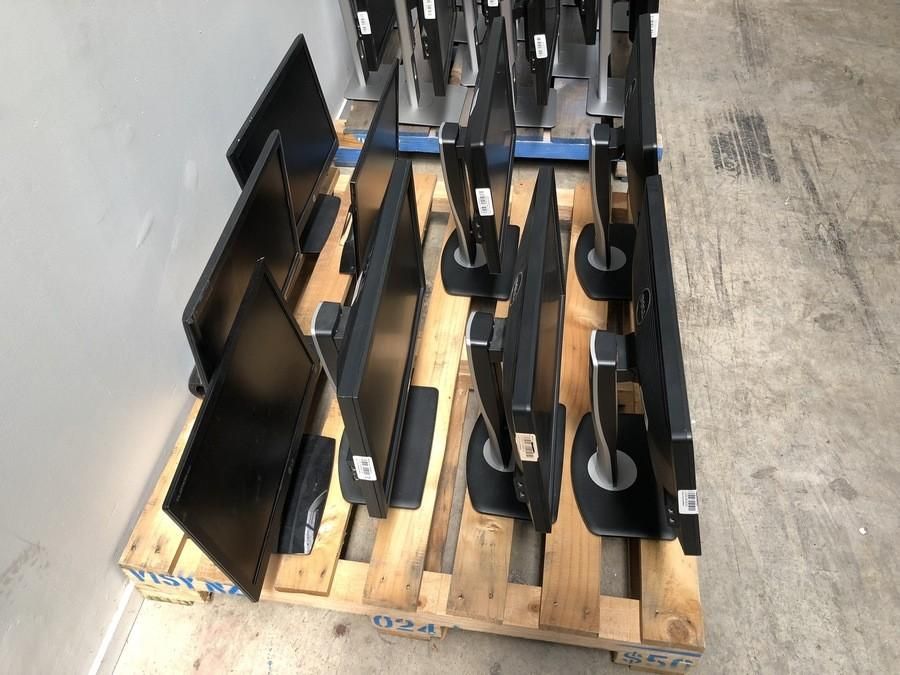 Lot 10-100 Monitoare 22" LCD/LED Jocuri Pariuri Aparate Pacanele Slot