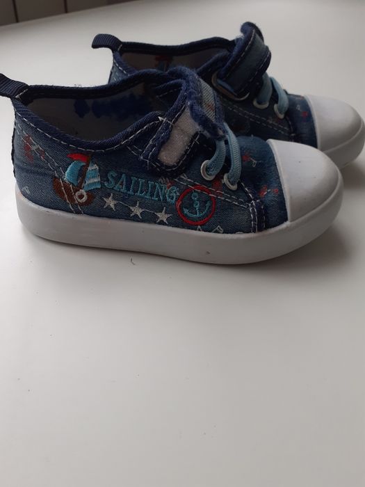 Papuci copii vartsa 2-5 ani