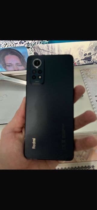 Продам Redmi Note 12 pro срочно