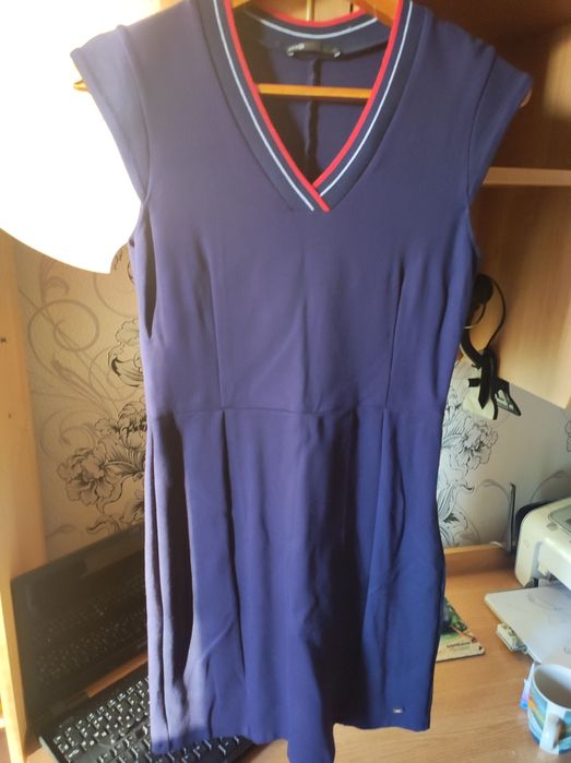 Продам платье трикотажное