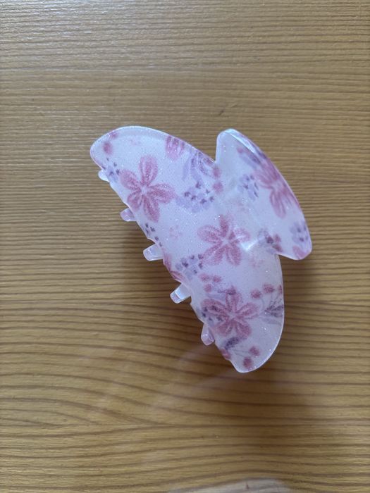 Заколки красивые,разные