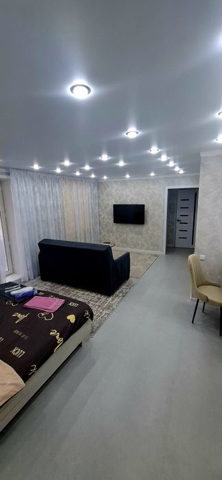 Продам полуторку с мебелью