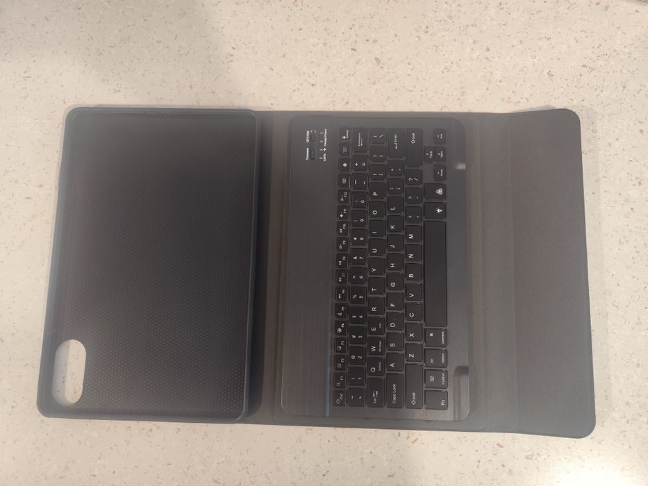 Tableta Redmi Pad Pro + husa cu tastatura