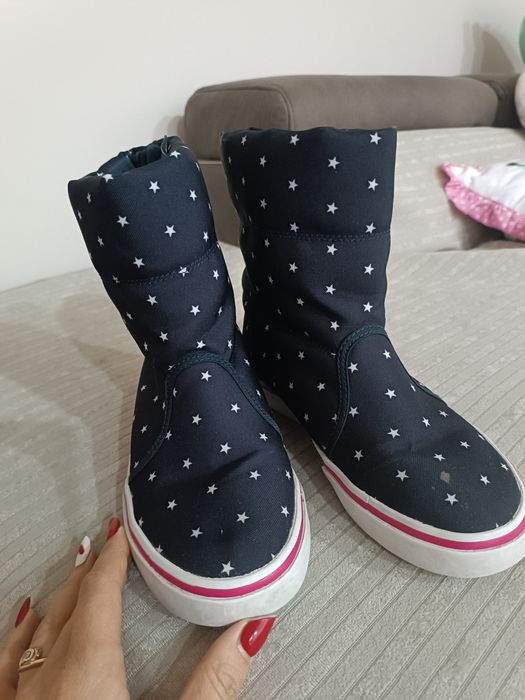 Ботушки Адидас 35 номер