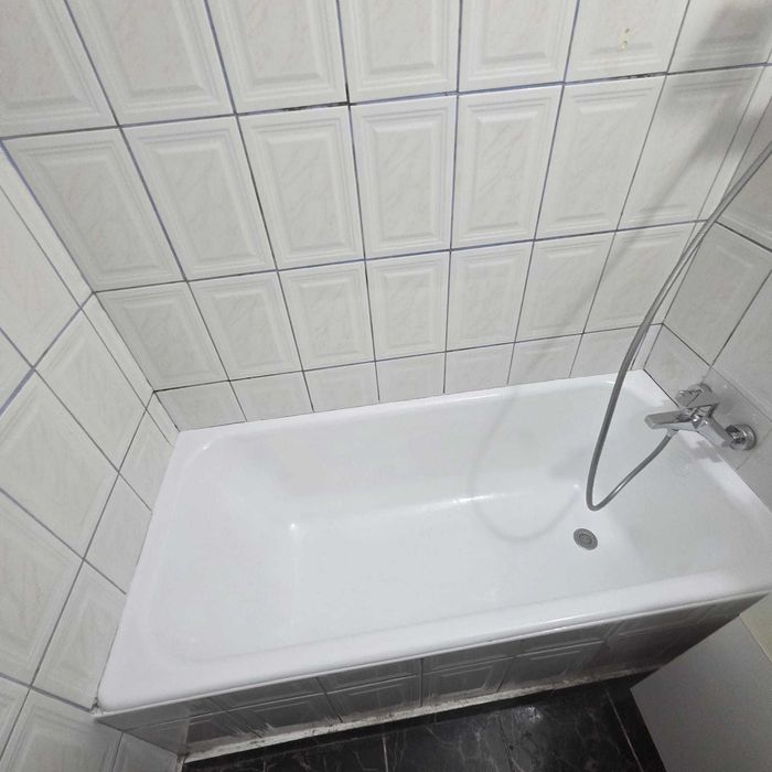 Proprietar, Garsonieră Policlinica Titan, stradal, mobilată și utilată modern, 750 m metrou, lângă Parcul IOR