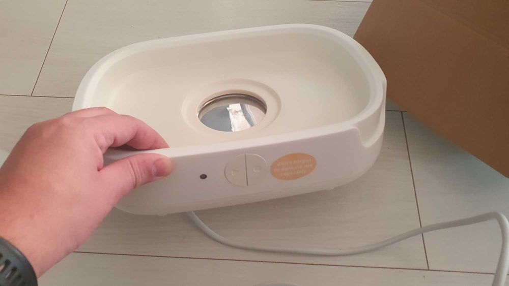 Стерилизатор за 6 шишета Tommee Tippee